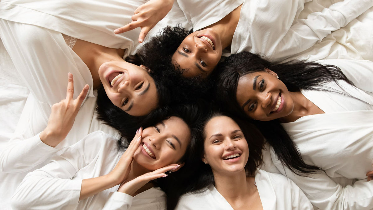 Happy International Women's Day & How to Ease Anxiety Over Housework (5 Tips to Make Tidying Up Less of a Chore)