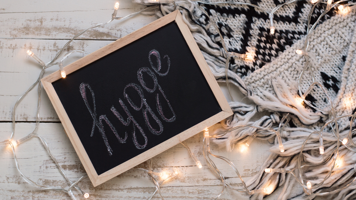 What is Hygge Cleaning (And How to Master It)